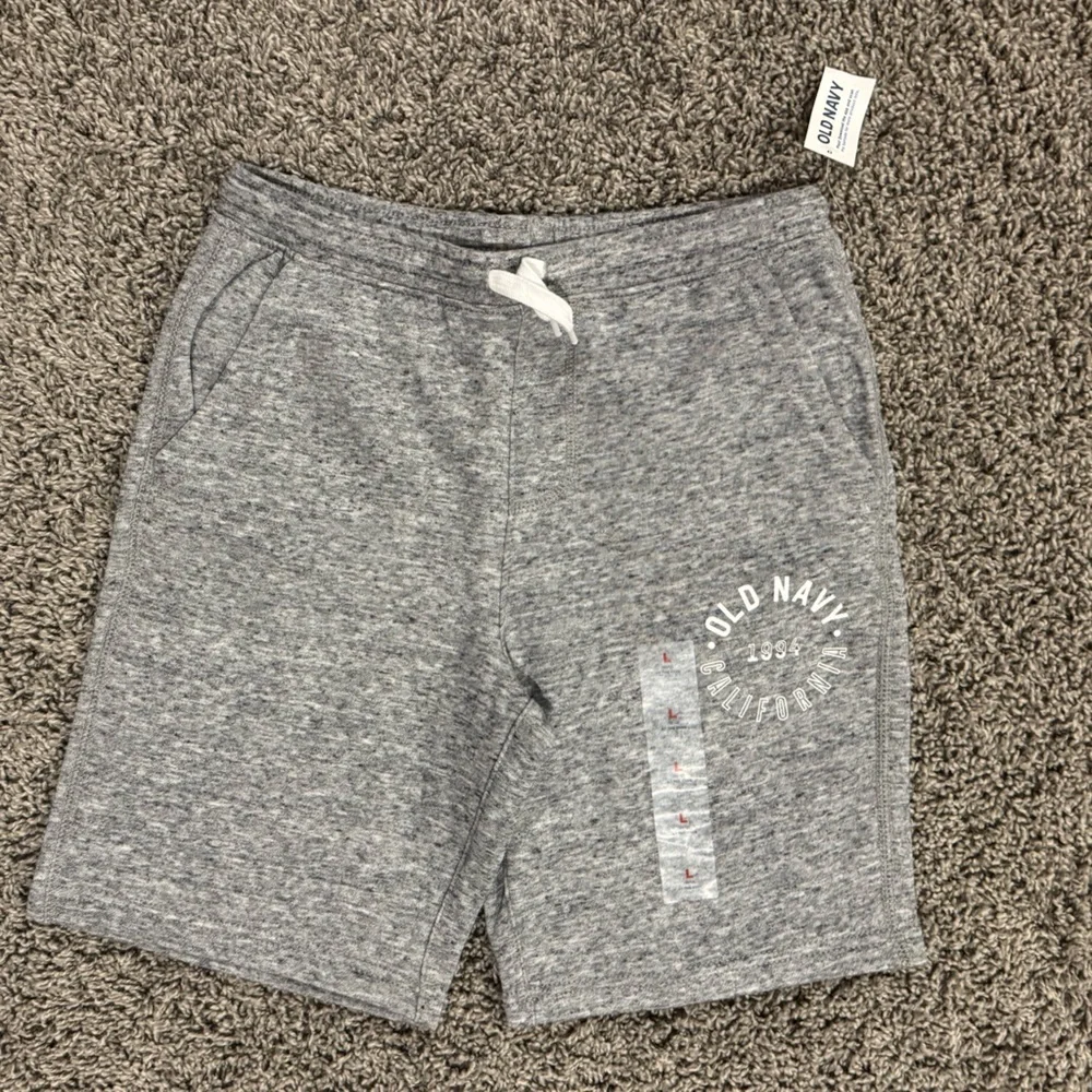 NWT Boys Old Navy Heather Gray Athletic Shorts, size large 10-12